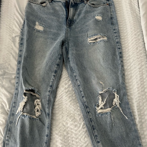 Distressed Mom Blue Jeans - Picture 1 of 4
